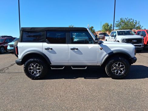 Used 2024 Ford Bronco Badlands AWD/4WD image 6