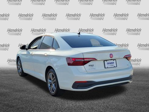 Used 2023 Volkswagen Jetta SE FWD image 5