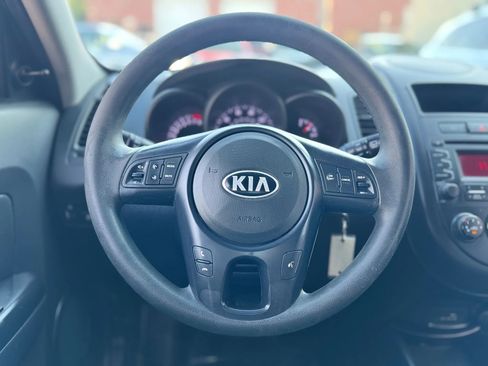 Used 2013 Kia Soul EV image 13