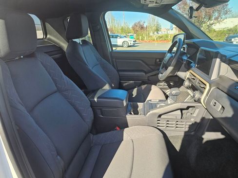 Used 2024 Toyota Tacoma SR image 11