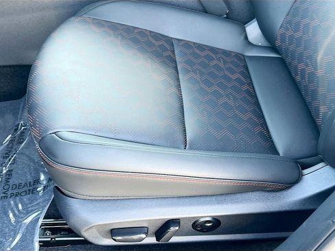 New 2026 Nissan Sentra SR FWD image 19