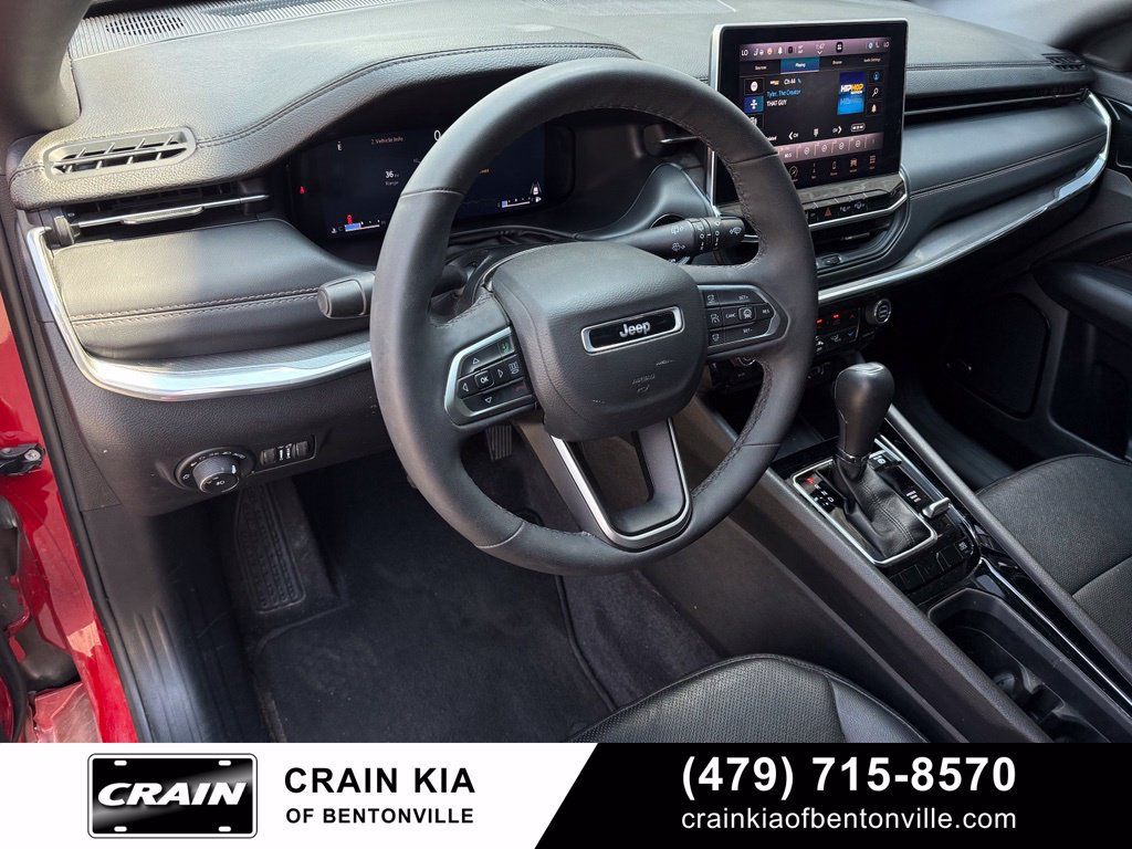 Used 2024 Jeep Compass Limited AWD/4WD image 9