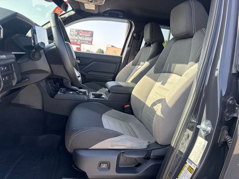 Used 2024 Toyota Tacoma TRD Sport AWD/4WD image 15