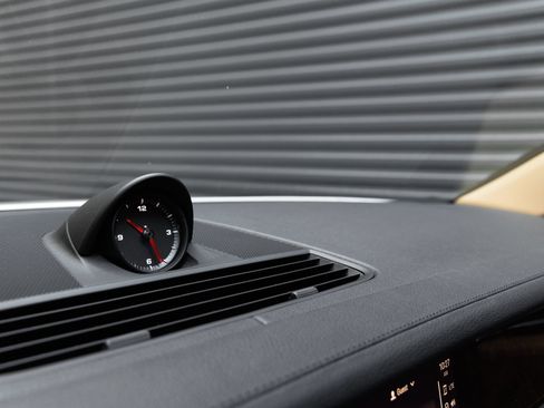 Certified 2023 Porsche Panamera Platinum Edition RWD image 20