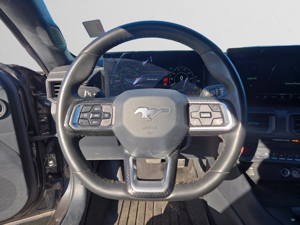Used 2024 Ford Mustang Coupe RWD image 12