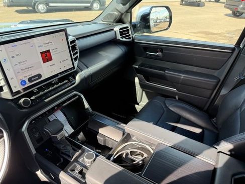 Used 2024 Toyota Tundra Platinum image 20