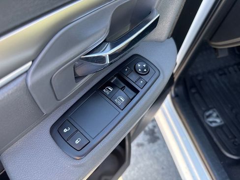 Used 2018 RAM 1500 Tradesman w/ Power & Remote Entry Group AWD/4WD image 12