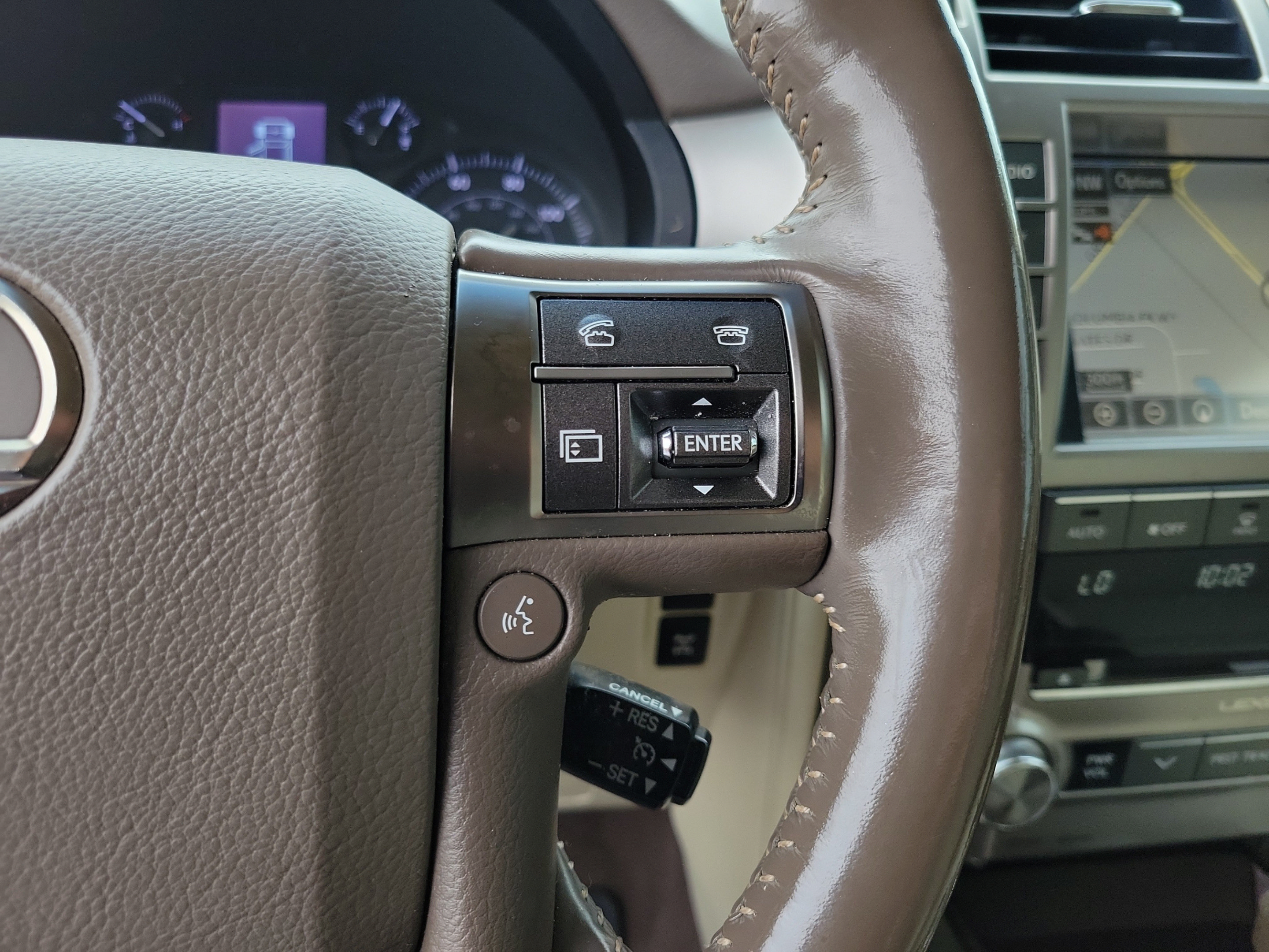 Used 2017 Lexus GX 460 Premium w/ Premium Package AWD/4WD image 10