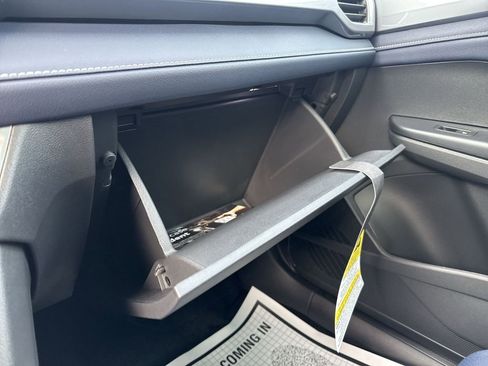 New 2026 Volkswagen Taos SEL image 43