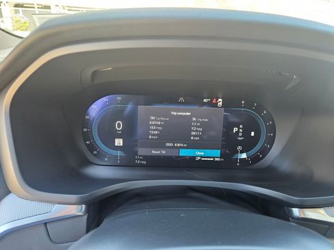 Certified 2024 Volvo S60 B5 Plus w/ Climate Package AWD/4WD image 19