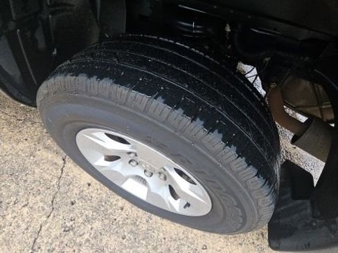 Used 2019 RAM 1500 Big Horn RWD image 8