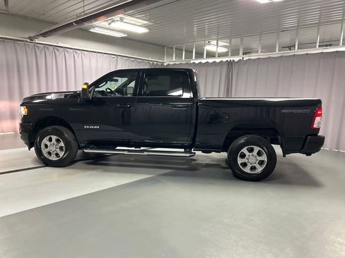 Used 2024 RAM 2500 Big Horn w/ Sport Appearance Package image 4