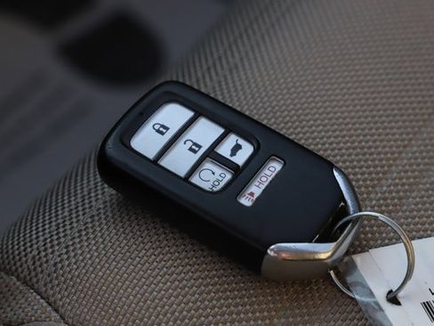 Used 2017 Honda CR-V EX image 33