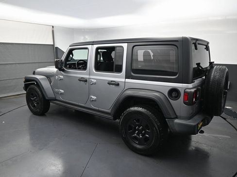 Used 2021 Jeep Wrangler Unlimited Sport AWD/4WD image 9