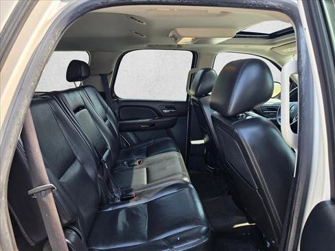 Used 2010 Chevrolet Tahoe LTZ AWD/4WD image 12