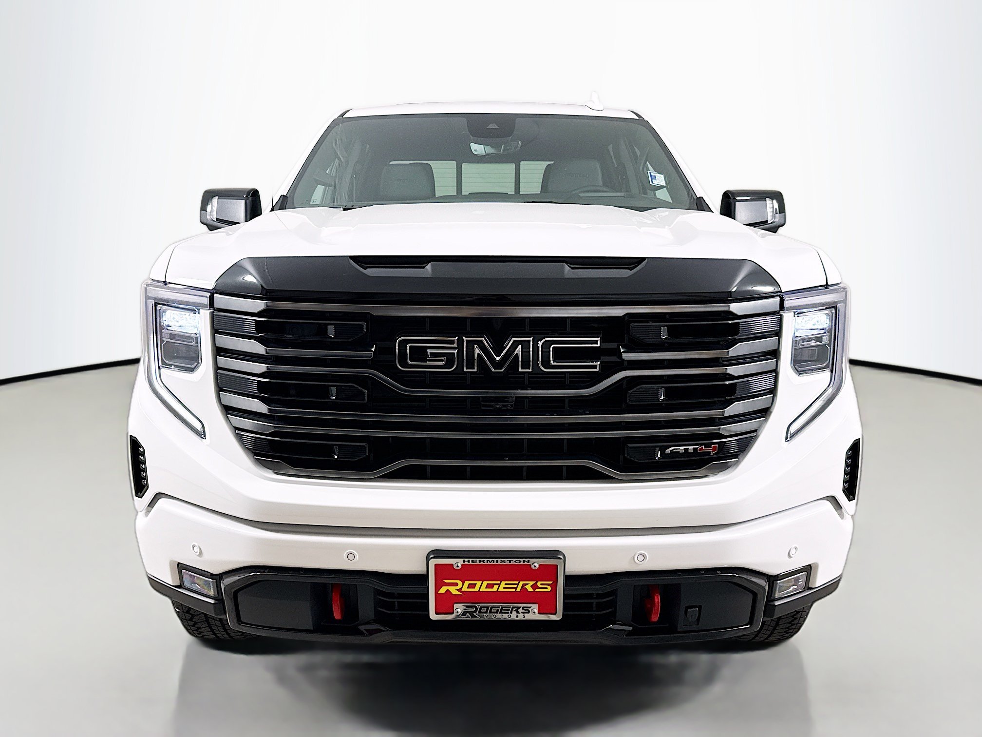 Used 2026 GMC Sierra 1500 AT4 w/ AT4 Premium Package AWD/4WD image 2