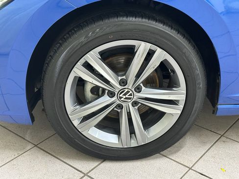 Used 2023 Volkswagen Jetta SE image 13