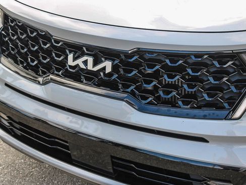 Used 2023 Kia Sorento SX image 6