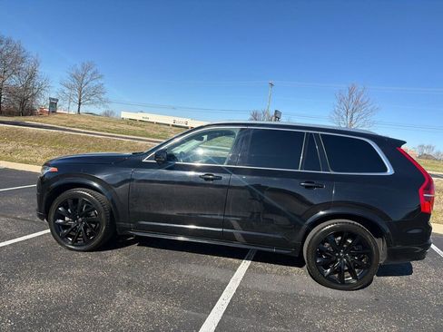 Used 2020 Volvo XC90 T6 Momentum w/ Protection Package image 7
