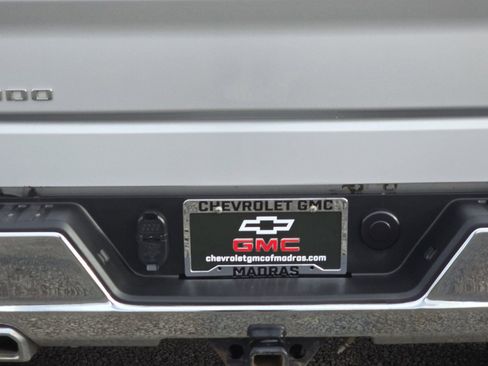 Used 2022 Chevrolet Silverado 1500 LT w/ Z71 Off-Road Package image 47