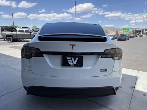 Used 2022 Tesla Model X Plaid AWD/4WD image 7