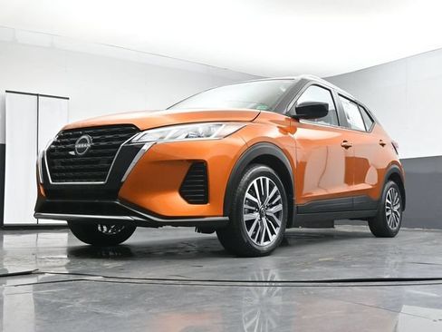 Used 2024 Nissan Kicks SV FWD image 24