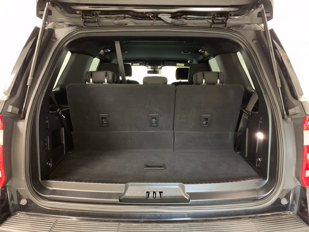 Used 2021 Ford Expedition XLT w/ Black Accent Package AWD/4WD image 20