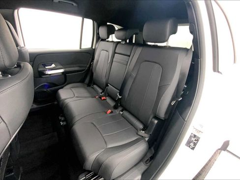 Used 2026 Mercedes-Benz GLB 250 image 6