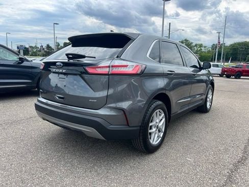 Certified 2024 Ford Edge SEL w/ Convenience Package AWD/4WD image 4