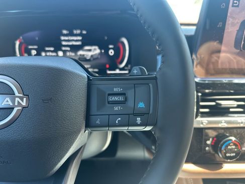 New 2026 Nissan Pathfinder Platinum AWD/4WD image 17