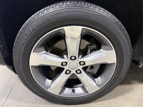 Used 2021 Jeep Grand Cherokee L Limited image 6