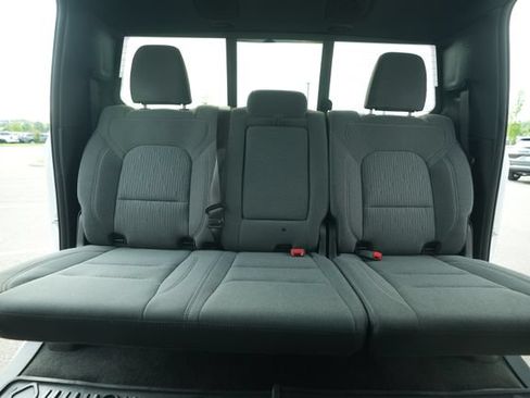 Used 2023 RAM 1500 Big Horn AWD/4WD image 38