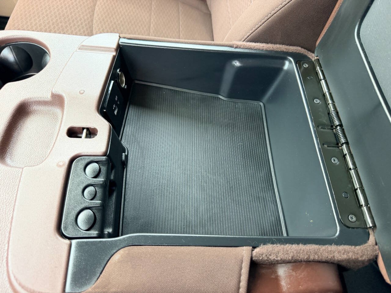 Used 2017 RAM 2500 SLT AWD/4WD image 36