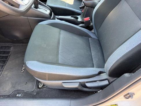 Used 2024 Nissan Versa SV FWD image 16