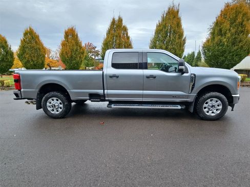 Used 2023 Ford F350 XLT w/ 360-Degree Camera Package image 7