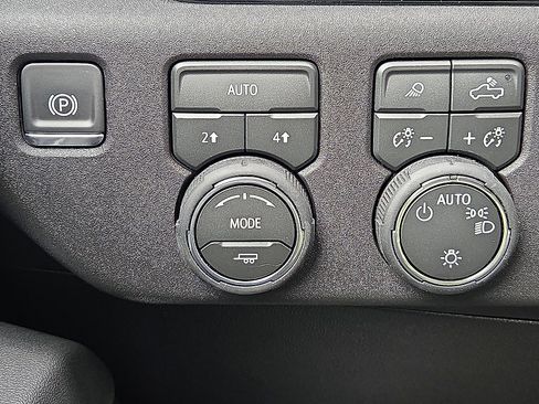 New 2026 Chevrolet Silverado 1500 LT w/ Safety Package image 20