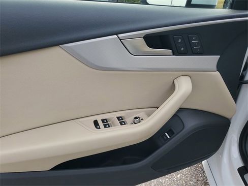 Used 2018 Audi A4 2.0T Premium image 18