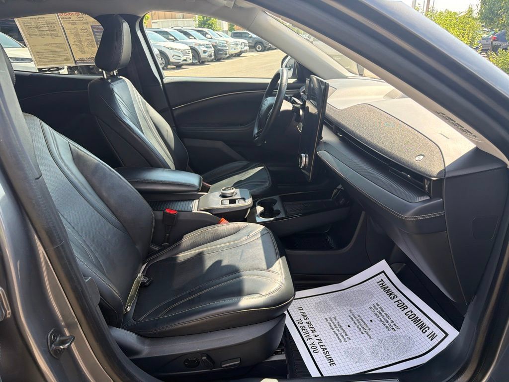 Used 2021 Ford Mustang Mach-E Premium AWD/4WD image 11