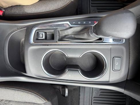 Used 2024 Chevrolet Equinox LT image 30