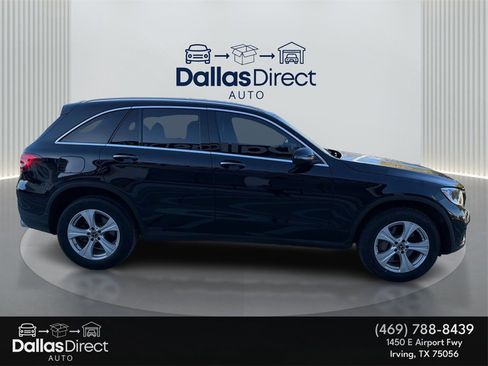 Used 2018 Mercedes-Benz GLC 300 w/ Premium Package image 5