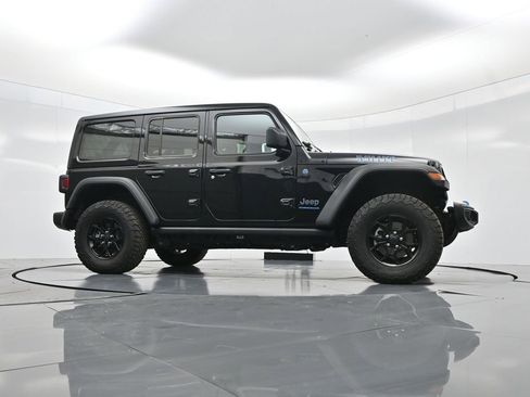 Used 2024 Jeep Wrangler Unlimited image 47