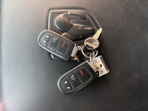 Used 2015 RAM 3500 Laramie AWD/4WD image 52