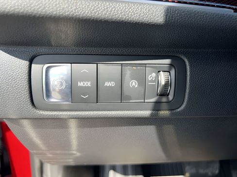 Certified 2024 Chevrolet Traverse RS w/ LPO, Floor Liner Package image 18