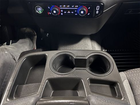 Used 2022 Chevrolet Silverado 1500 LT image 19