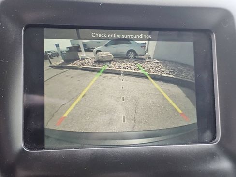 Used 2019 Jeep Cherokee Latitude Plus w/ Comfort/Convenience Group AWD/4WD image 8