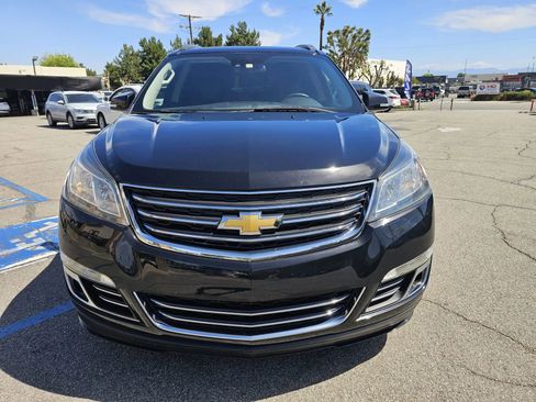 Used 2016 Chevrolet Traverse LTZ image 2