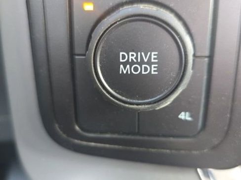 Used 2024 Ford F150 XLT w/ Equipment Group 302A MID image 17