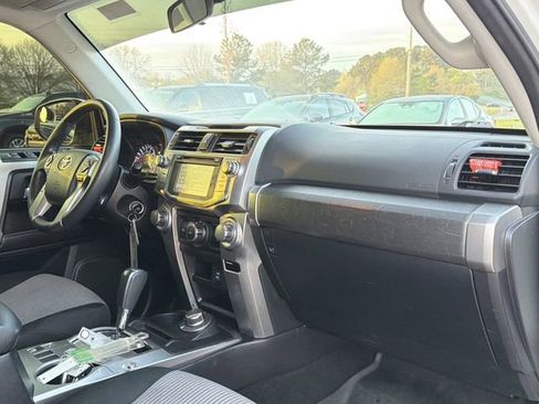 Used 2019 Toyota 4Runner SR5 image 19