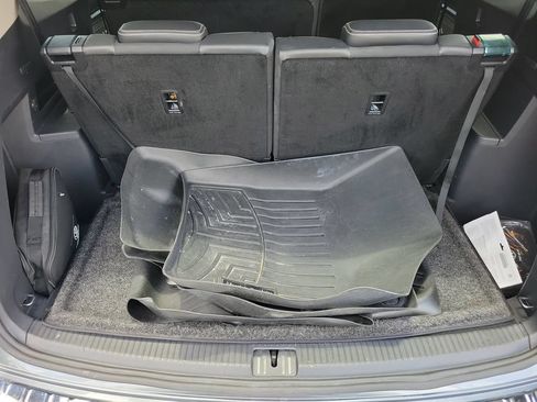 Used 2023 Volkswagen Atlas SE FWD image 7