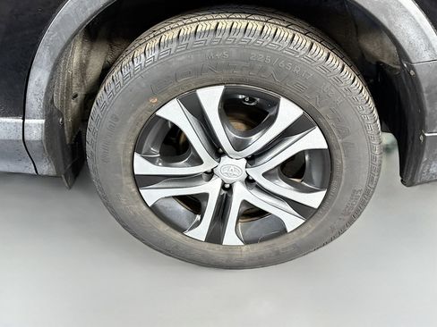 Used 2017 Toyota RAV4 LE image 36